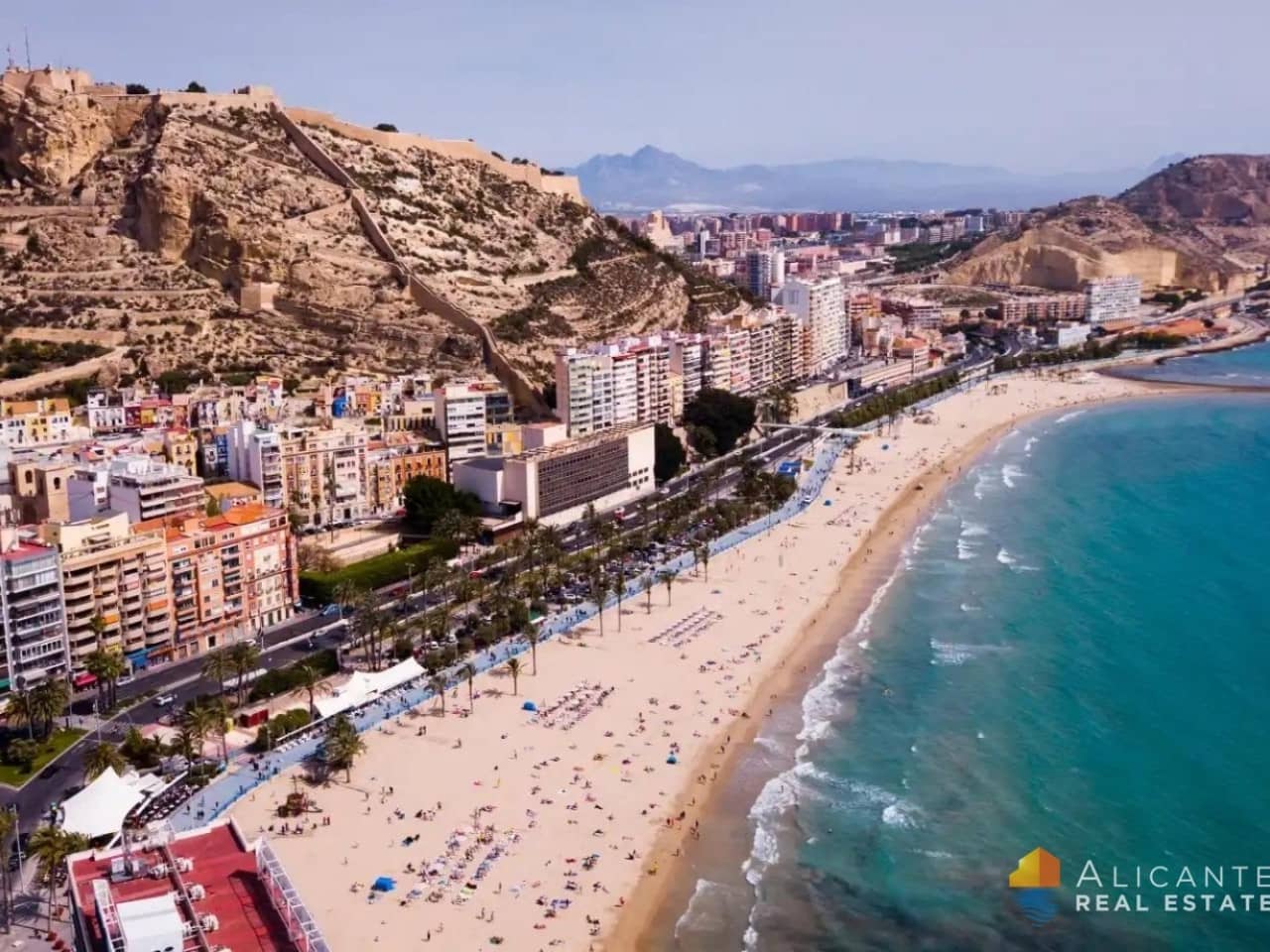 3 bedroom Apartment for sale in Alicante / Alacant city with pool - € 468,600 (Ref: 9291196)