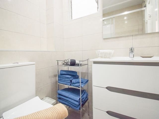 1 makuuhuone Huoneisto myytävänä paikassa Playa del Cura, Torrevieja mukana uima-altaan - 170 000 € (Ref: 9308139)