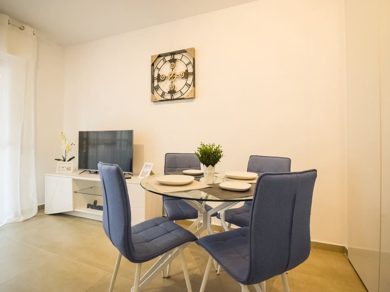 1 makuuhuone Huoneisto myytävänä paikassa Torrevieja mukana uima-altaan - 170 000 € (Ref: 9308139)