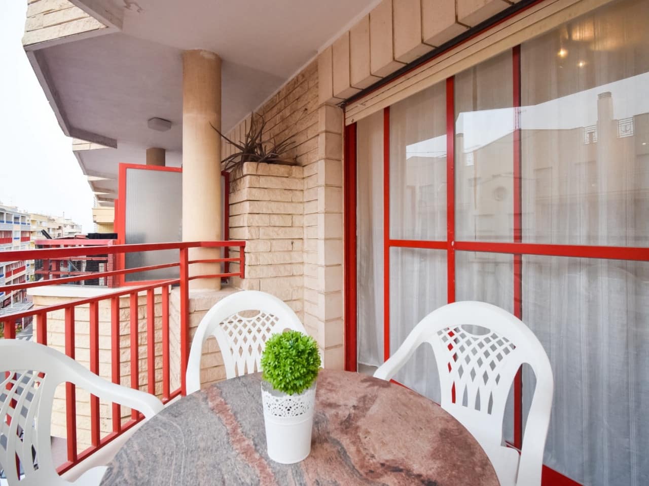 1 makuuhuone Huoneisto myytävänä paikassa Torrevieja mukana uima-altaan - 170 000 € (Ref: 9308139)