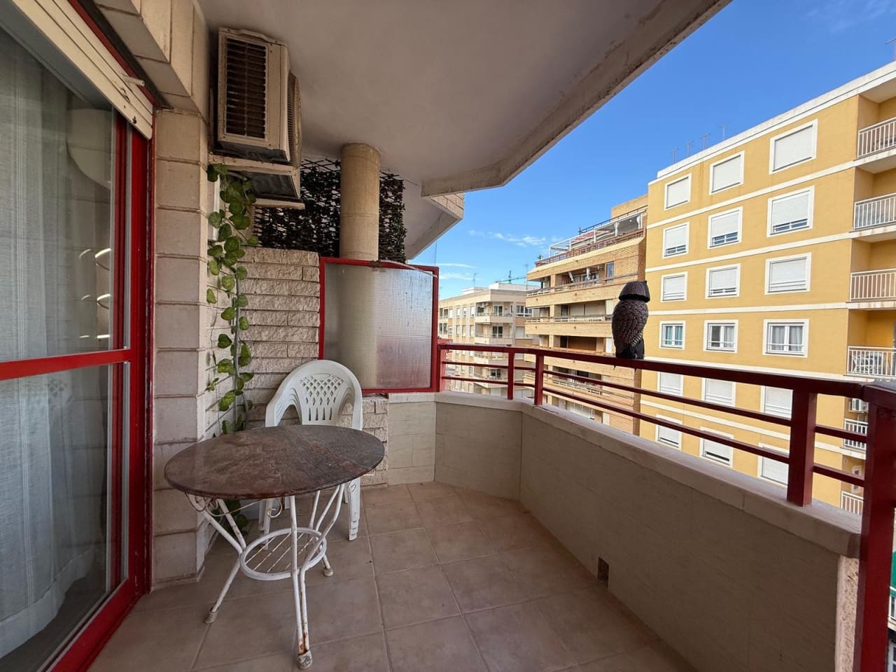 1 makuuhuone Huoneisto myytävänä paikassa Torrevieja mukana uima-altaan - 170 000 € (Ref: 9308139)