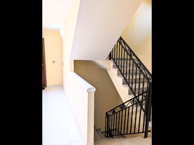 1 sovrum Lägenhet till salu i Playa del Cura, Torrevieja - 170 000 € (Ref: 9311842)