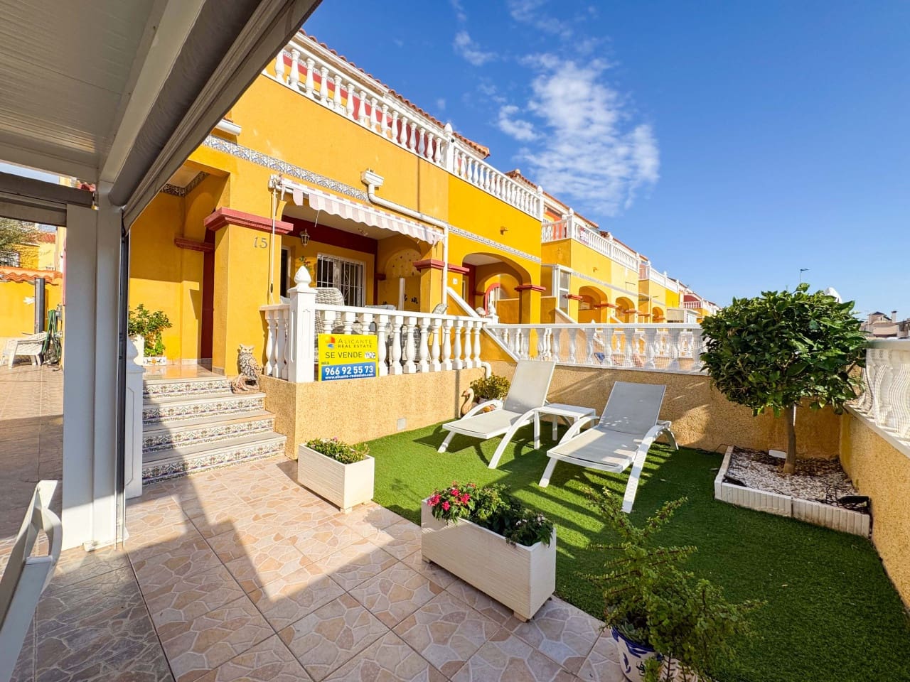 2 soveværelse Byhus til salg i La Regia med swimmingpool garage - € 229.000 (Ref: 9322367)