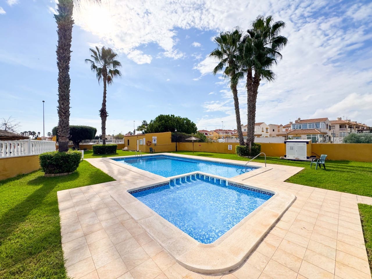 2 soveværelse Byhus til salg i La Regia med swimmingpool garage - € 229.000 (Ref: 9322367)