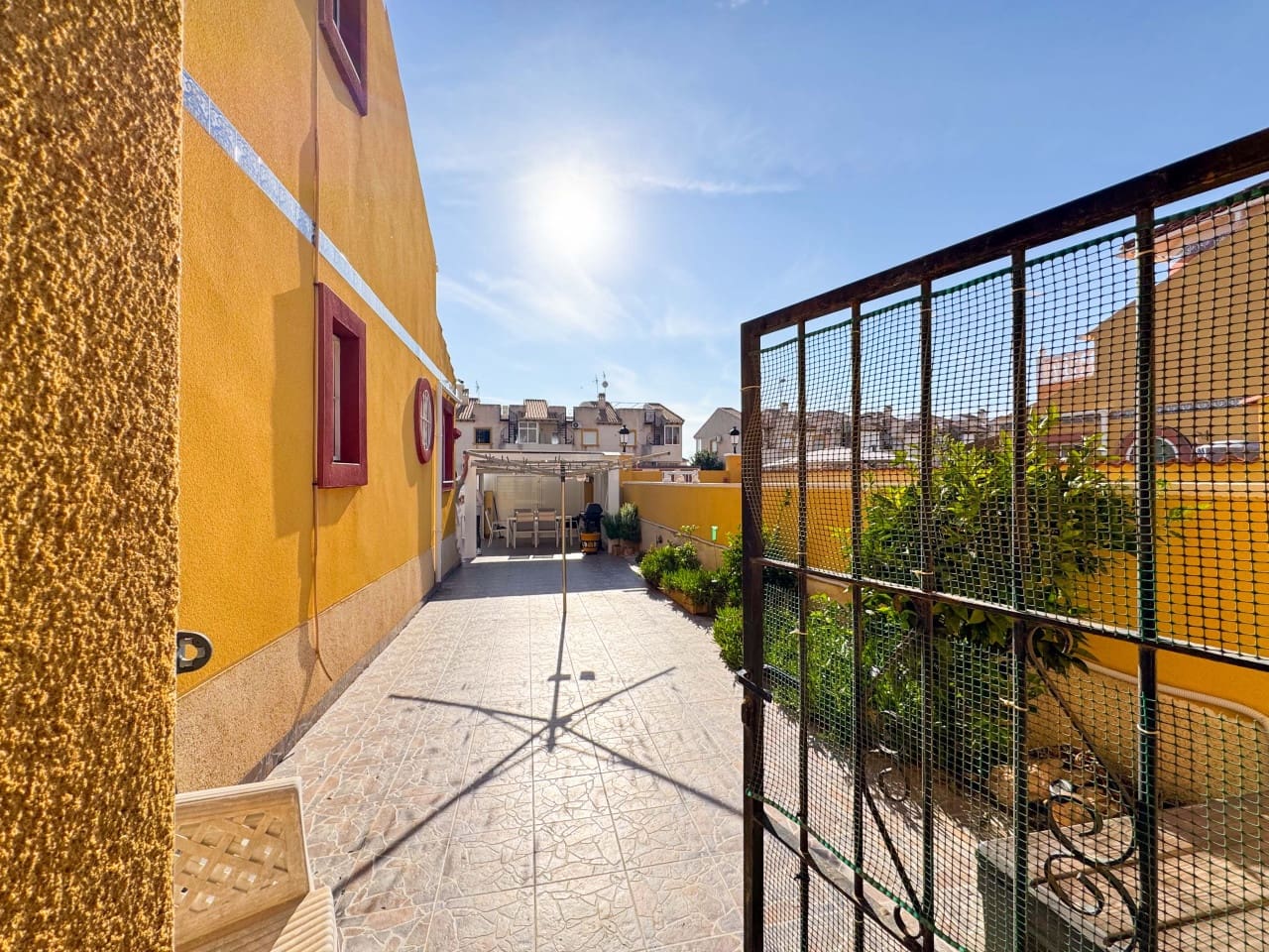 2 soveværelse Byhus til salg i La Regia med swimmingpool garage - € 229.000 (Ref: 9322367)