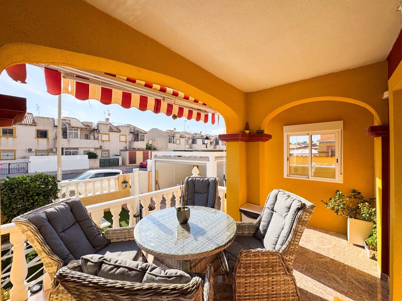 2 soveværelse Byhus til salg i La Regia med swimmingpool garage - € 229.000 (Ref: 9322367)