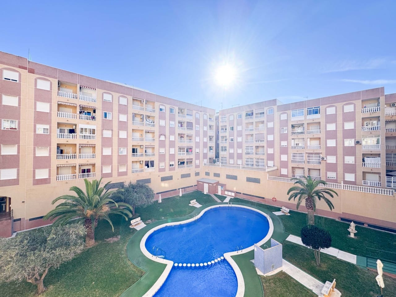 2 sovrum Lägenhet till salu i Torrevieja med pool - 157 260 € (Ref: 9349740)