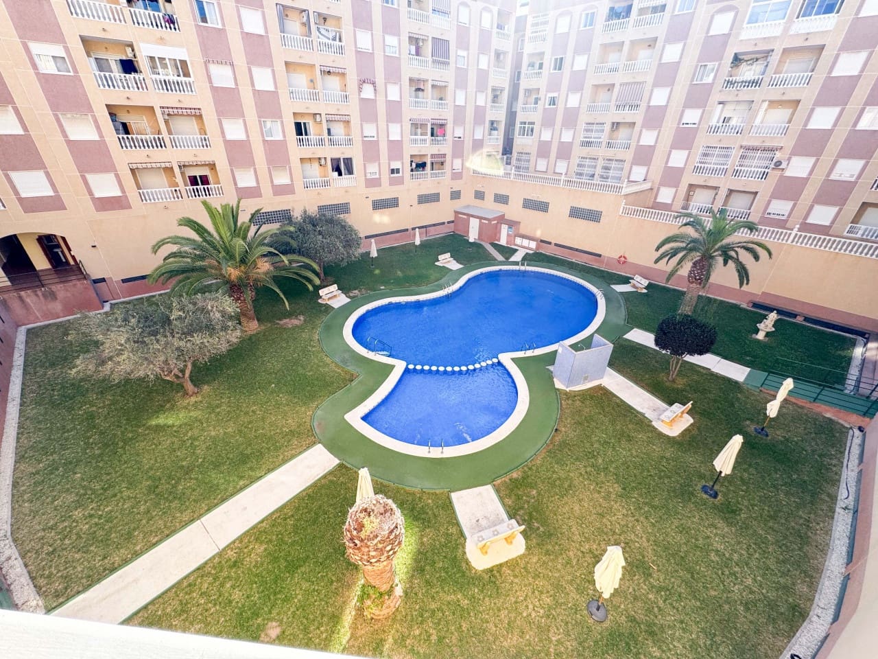 2 sovrum Lägenhet till salu i Torrevieja med pool - 157 260 € (Ref: 9349740)