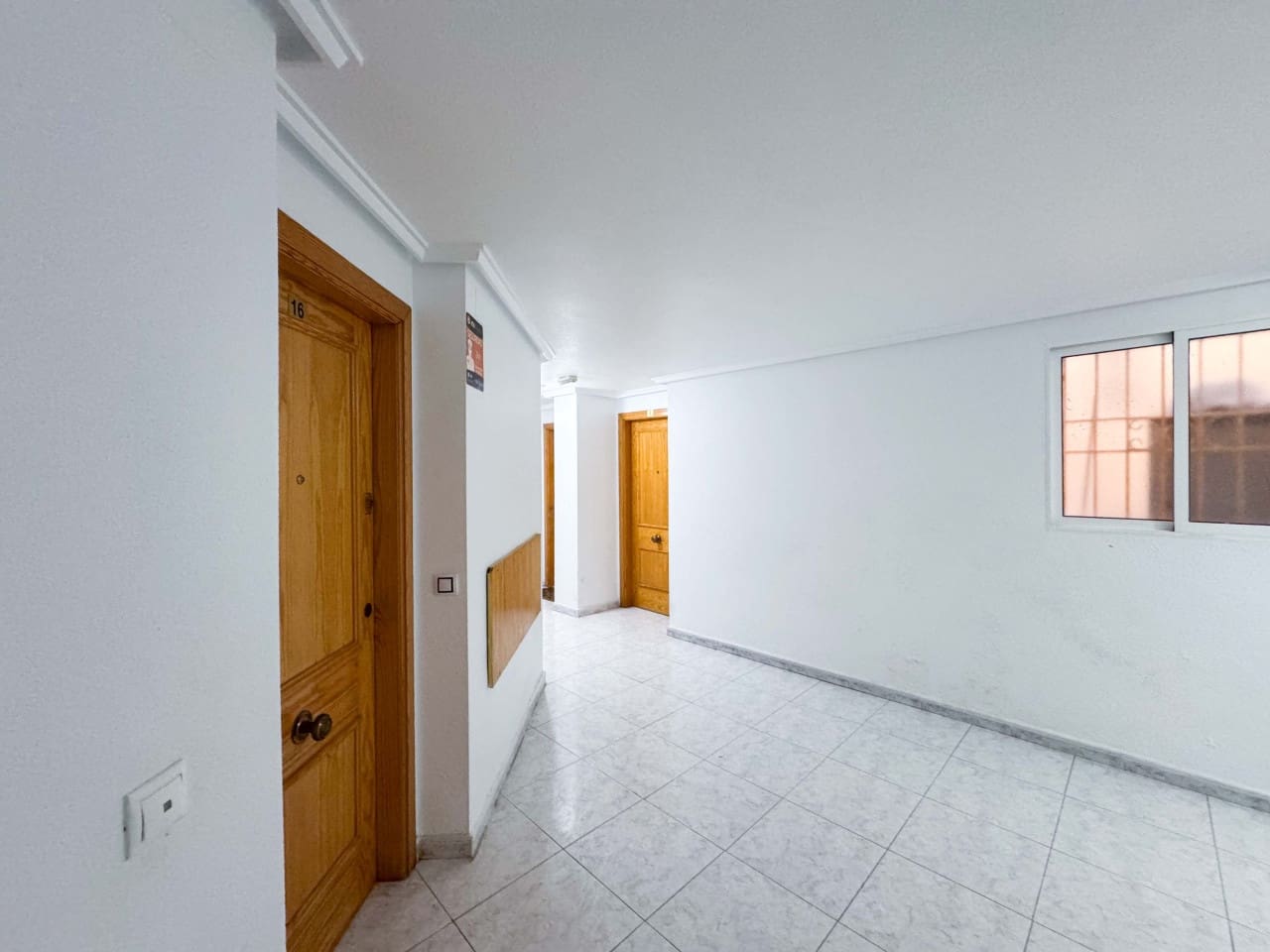 3 sovrum Lägenhet till salu i Torrevieja med pool - 158 000 € (Ref: 9349741)