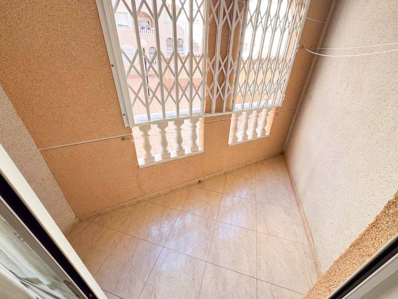 3 sovrum Lägenhet till salu i Torrevieja med pool - 158 000 € (Ref: 9349741)