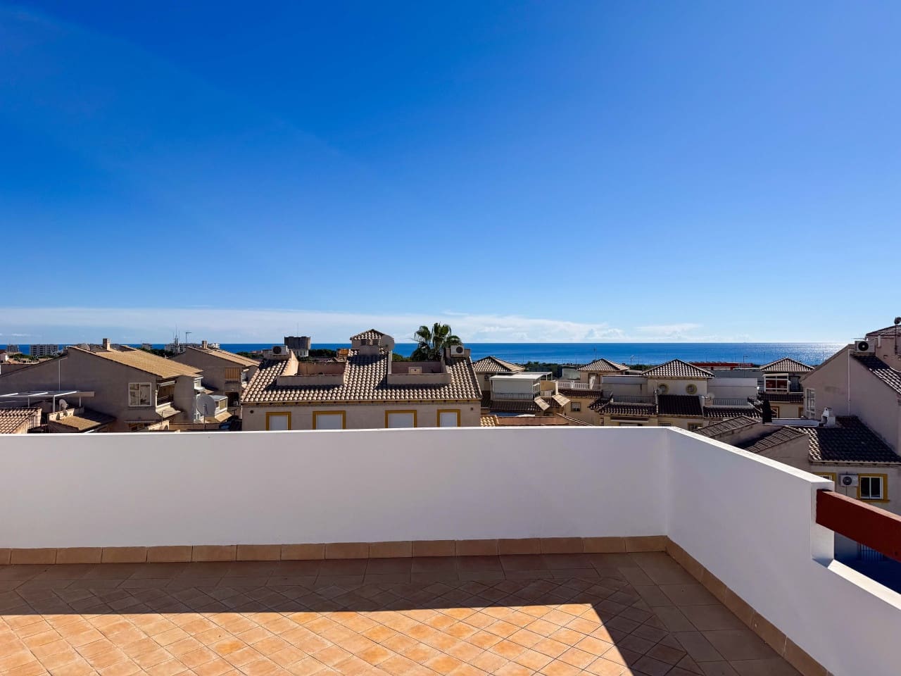 2 sovrum Lägenhet till salu i Orihuela Costa med pool garage - 199 000 € (Ref: 9357861)