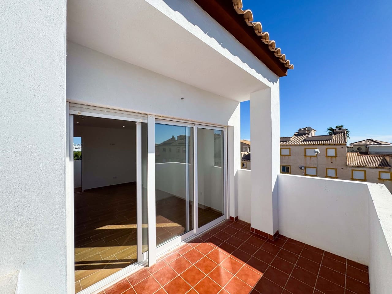 2 sovrum Lägenhet till salu i Orihuela Costa med pool garage - 199 000 € (Ref: 9357861)