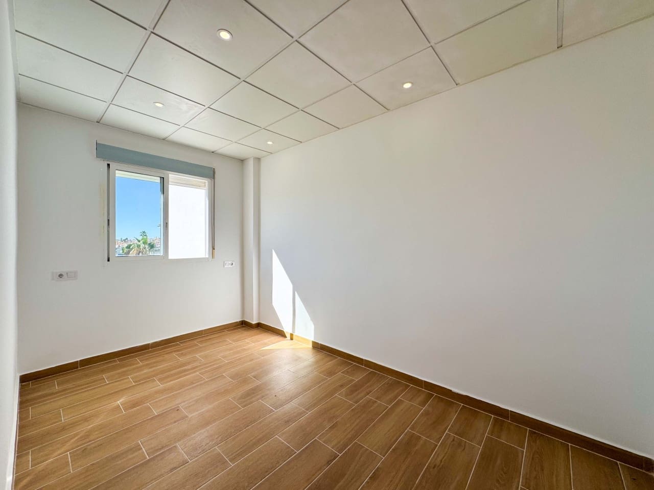 2 sovrum Lägenhet till salu i Orihuela Costa med pool garage - 199 000 € (Ref: 9357861)