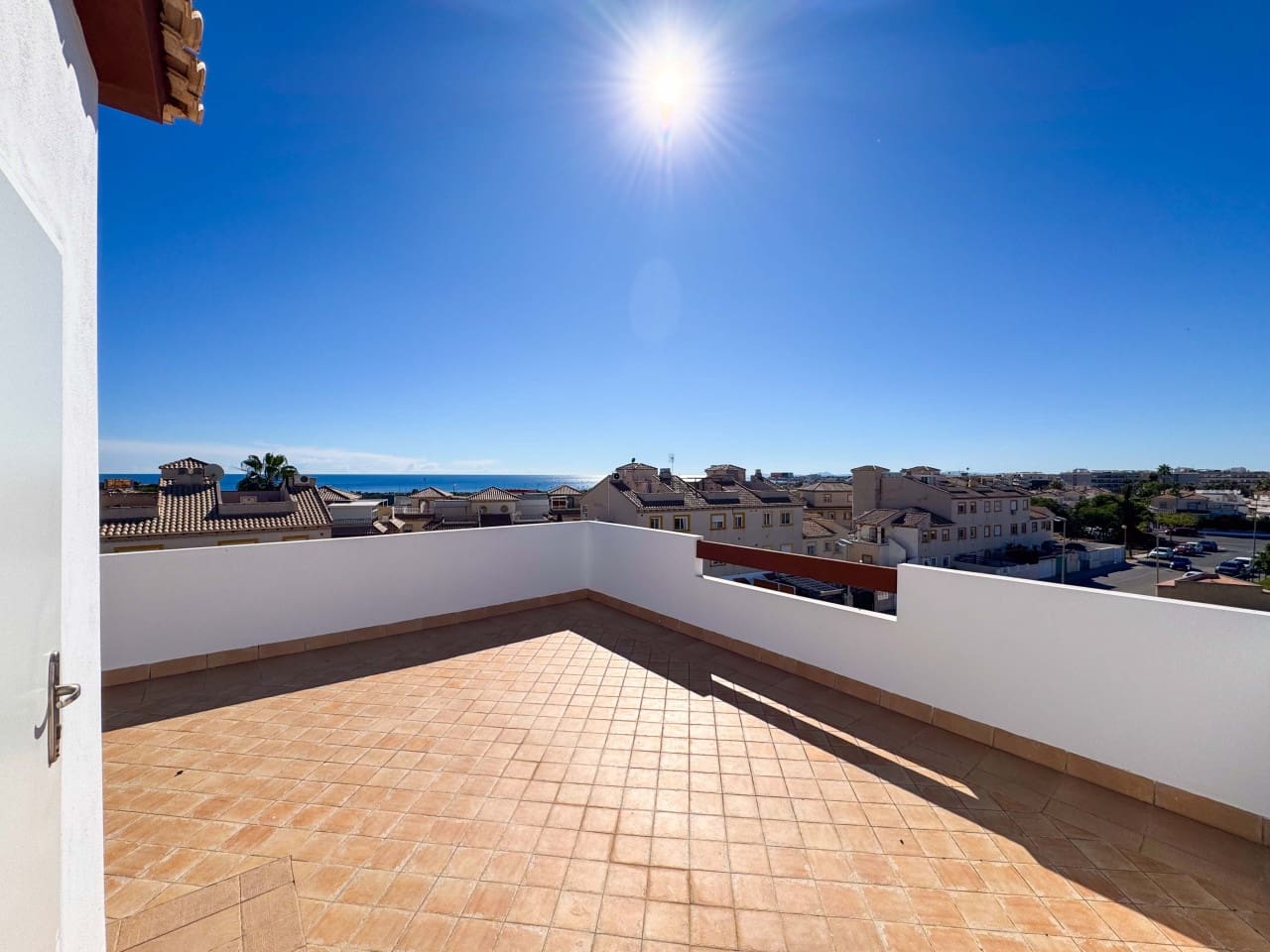 2 sovrum Lägenhet till salu i Orihuela Costa med pool garage - 199 000 € (Ref: 9357861)