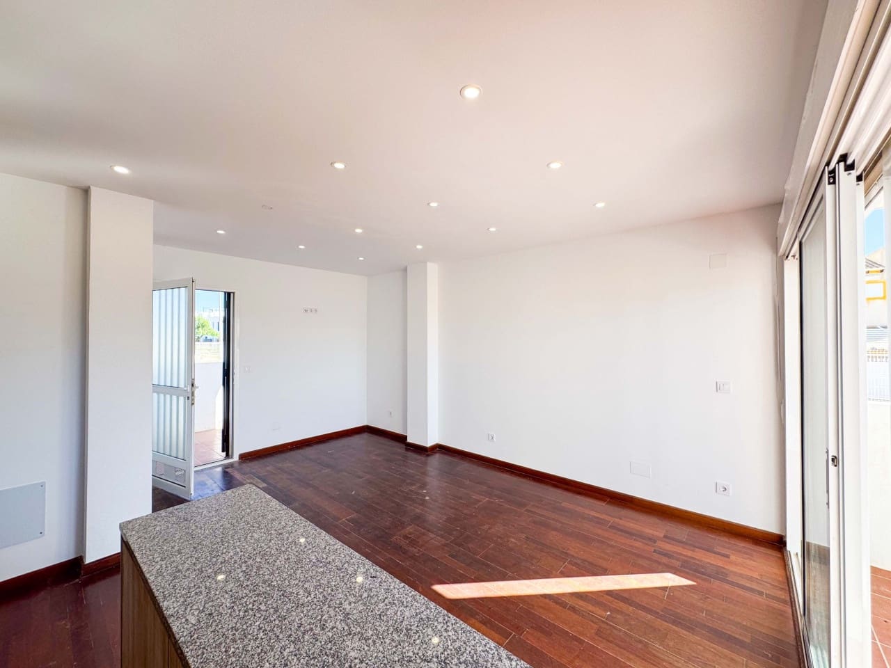 2 sovrum Lägenhet till salu i Orihuela Costa med pool garage - 199 000 € (Ref: 9357862)