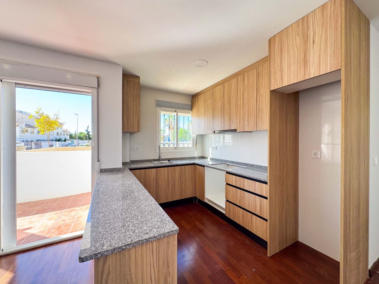 2 sovrum Lägenhet till salu i Orihuela Costa med pool garage - 199 000 € (Ref: 9357862)