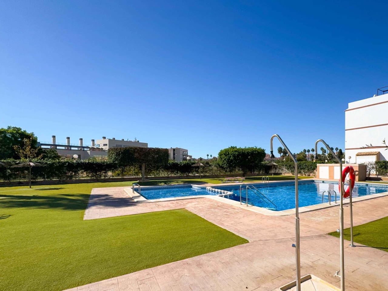 2 sovrum Lägenhet till salu i Orihuela Costa med pool garage - 199 000 € (Ref: 9357862)