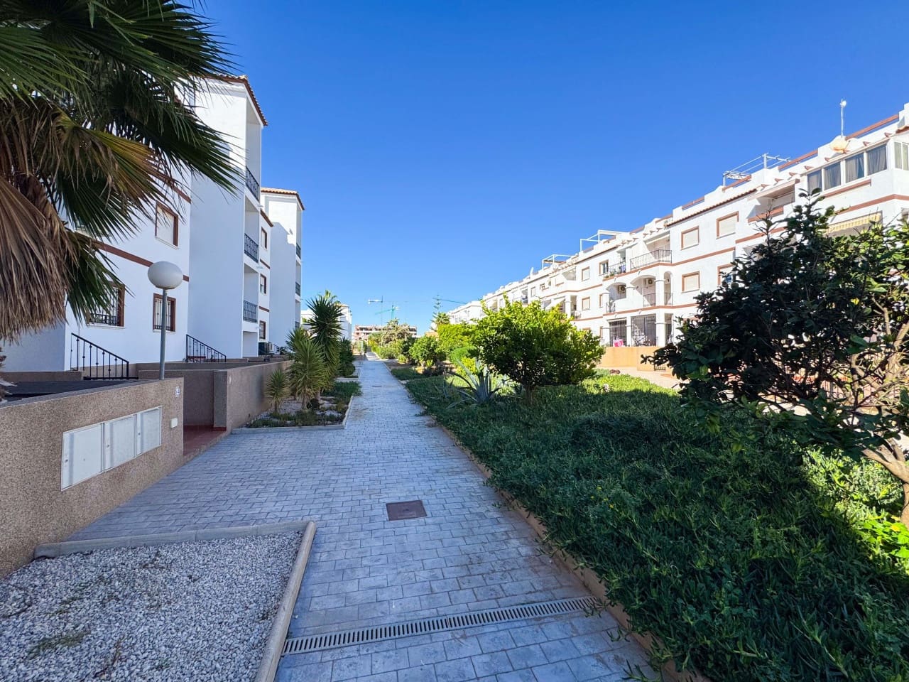 2 sovrum Lägenhet till salu i Orihuela Costa med pool garage - 199 000 € (Ref: 9357862)
