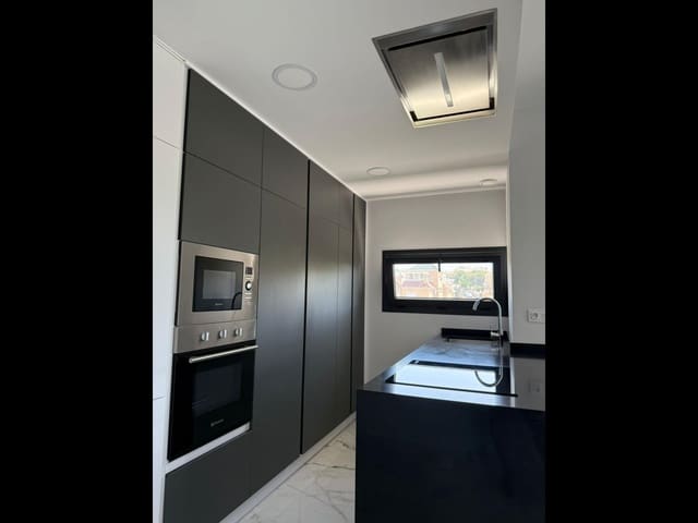 2 sovrum Lägenhet till salu i La Florida, Orihuela med pool garage - 299 900 € (Ref: 9363318)