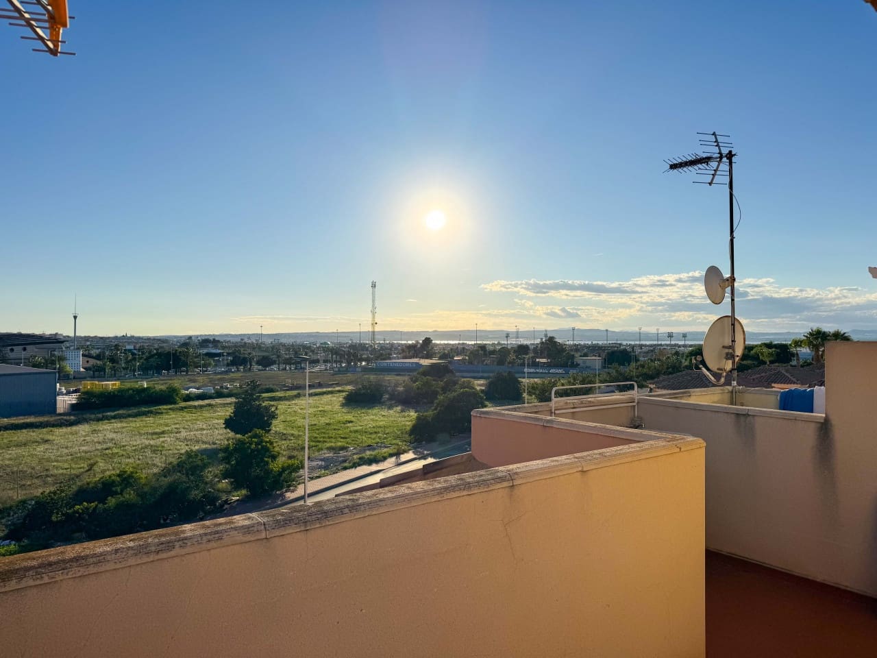 3 sovrum Hus till salu i Aguas Nuevas med pool garage - 220 000 € (Ref: 9369083)