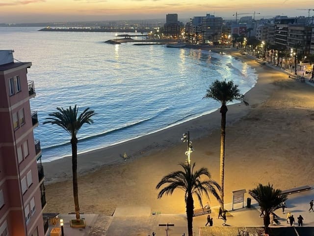 3 sovrum Lägenhet till salu i Playa del Cura, Torrevieja med pool - 280 000 € (Ref: 9372256)