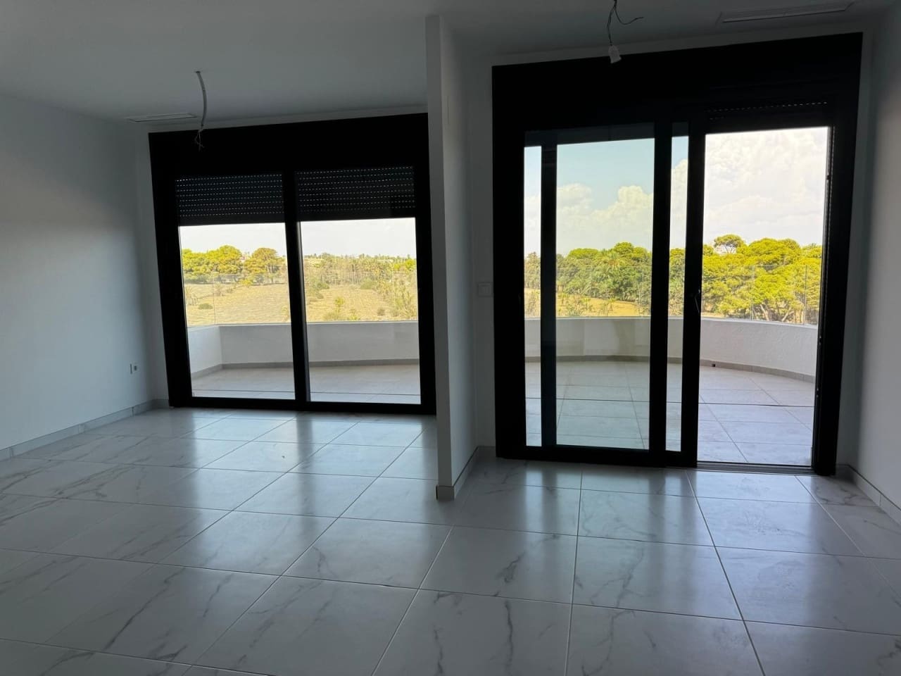 3 sovrum Lägenhet till salu i Orihuela Costa med pool garage - 469 900 € (Ref: 9380166)