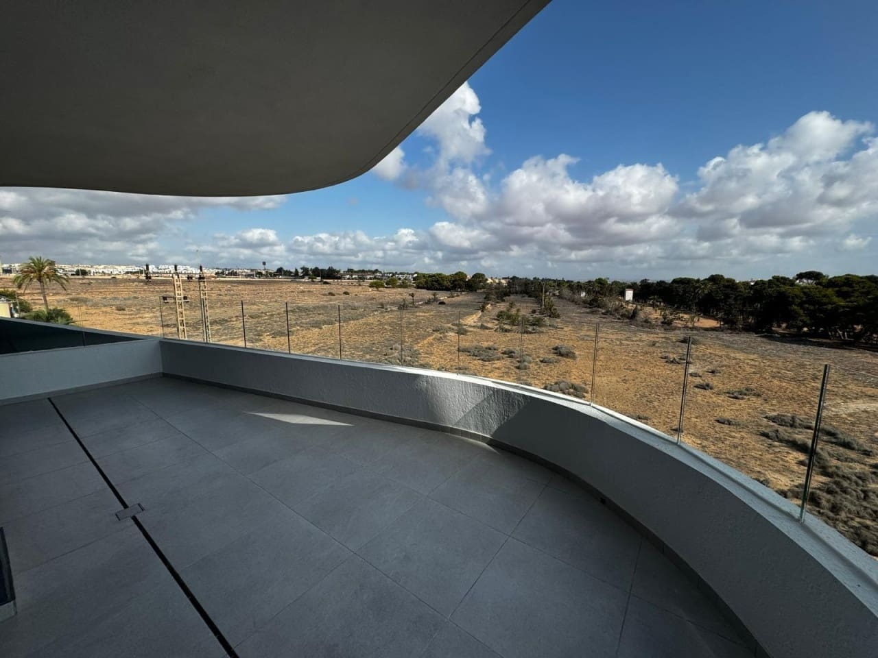 3 sovrum Lägenhet till salu i Orihuela Costa med pool garage - 469 900 € (Ref: 9380166)