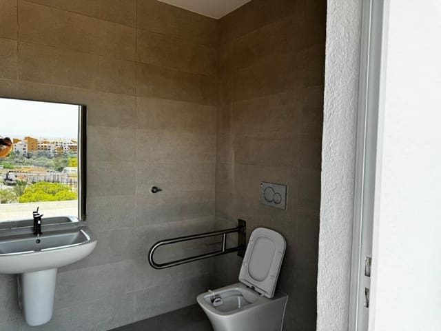 3 chambre Appartement à vendre à Punta Prima, Orihuela avec piscine garage - 469 900 € (Ref: 9380166)