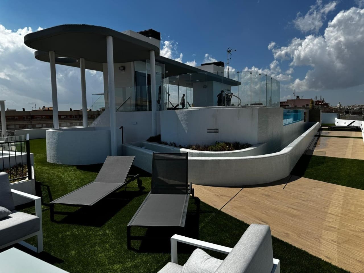 3 sovrum Lägenhet till salu i Orihuela Costa med pool garage - 469 900 € (Ref: 9380166)