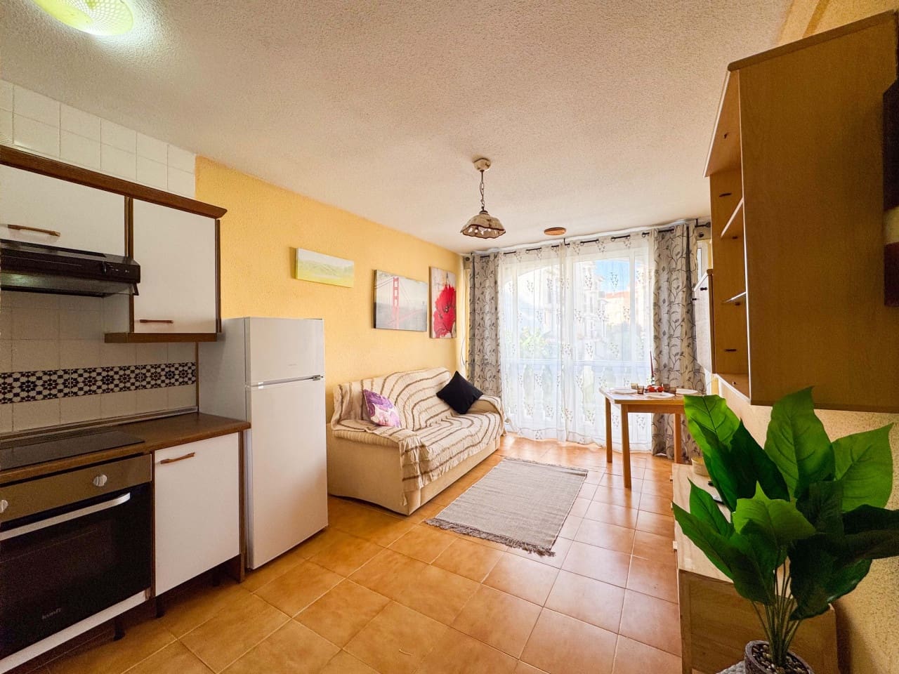 1 slaapkamer Appartement te koop in Torrevieja met zwembad - € 110.000 (Ref: 9386723)
