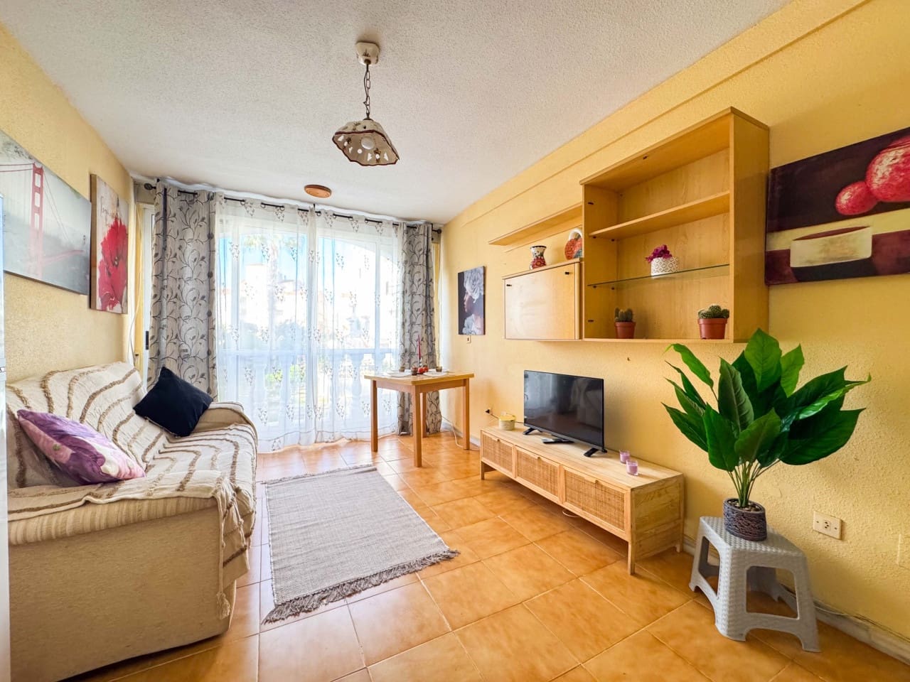 1 slaapkamer Appartement te koop in Torrevieja met zwembad - € 110.000 (Ref: 9386723)