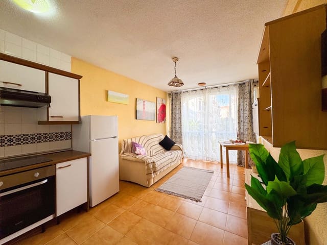 Apartamento de 1 habitación en Nueva Torrevieja, Torrevieja en venta con piscina - 110.000 € (Ref: 9386723)