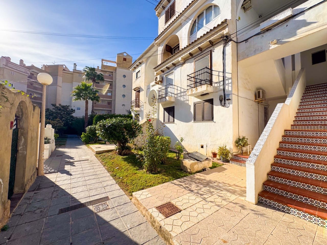 1 slaapkamer Appartement te koop in Torrevieja met zwembad - € 110.000 (Ref: 9386723)