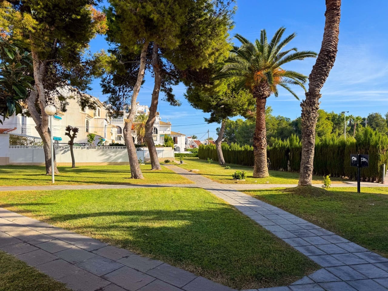 1 slaapkamer Appartement te koop in Torrevieja met zwembad - € 110.000 (Ref: 9386723)