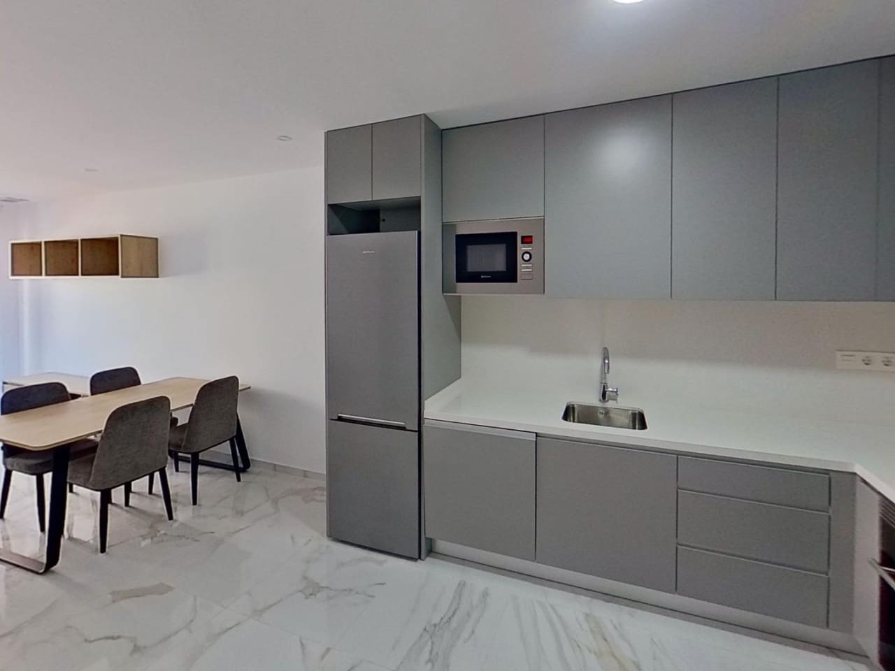 2 slaapkamer Appartement te koop in Torrevieja - € 239.000 (Ref: 9386986)