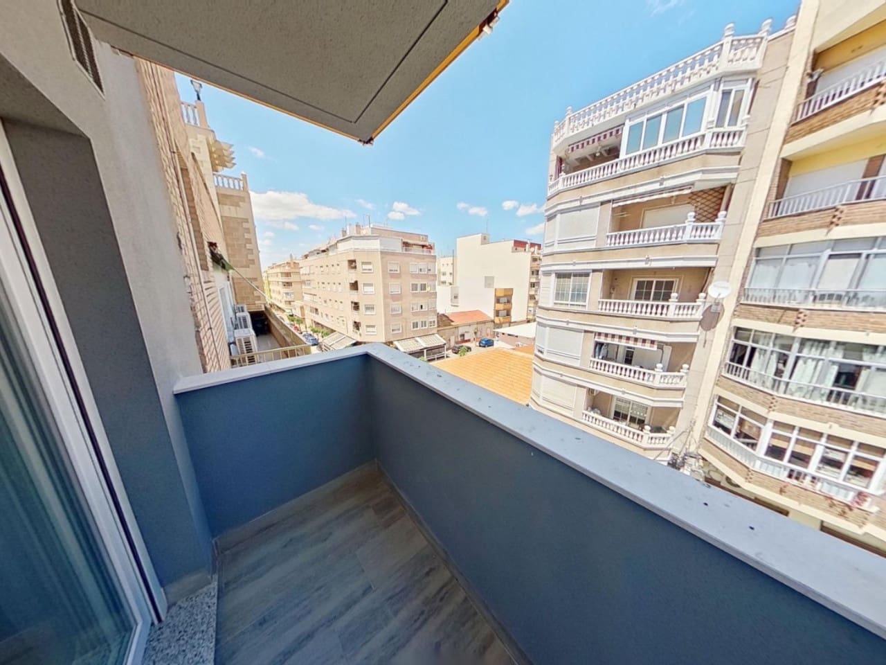 2 slaapkamer Appartement te koop in Torrevieja - € 239.000 (Ref: 9386986)