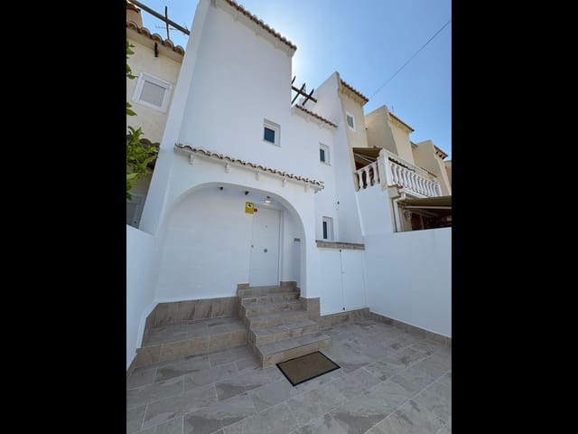 3 sovrum Hus till salu i Los Balcones med pool - 229 000 € (Ref: 9388094)