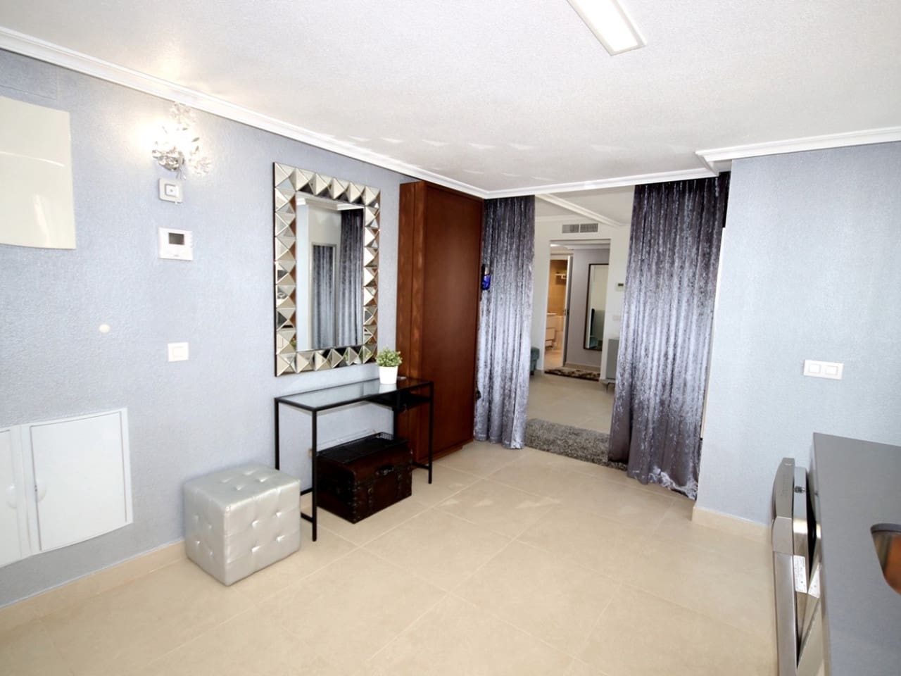 3 sypialnia Apartament na sprzedaż w Orihuela Costa z basenem garażem - 480 000 € (Ref: 9395313)