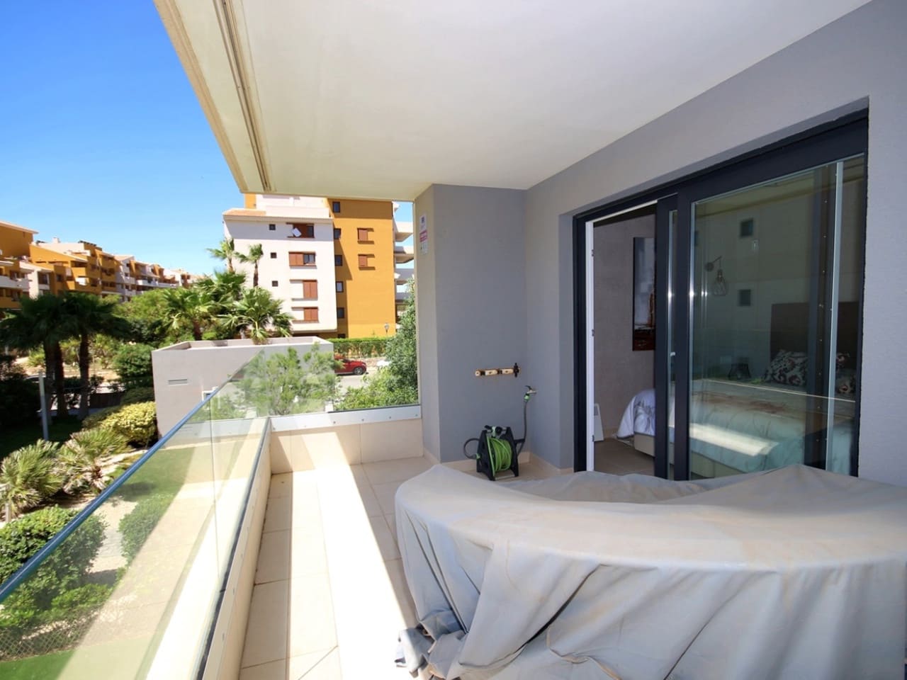 3 sypialnia Apartament na sprzedaż w Orihuela Costa z basenem garażem - 480 000 € (Ref: 9395313)