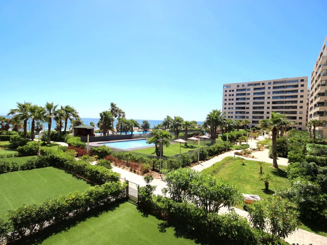 3 sypialnia Apartament na sprzedaż w Orihuela Costa z basenem garażem - 480 000 € (Ref: 9395313)