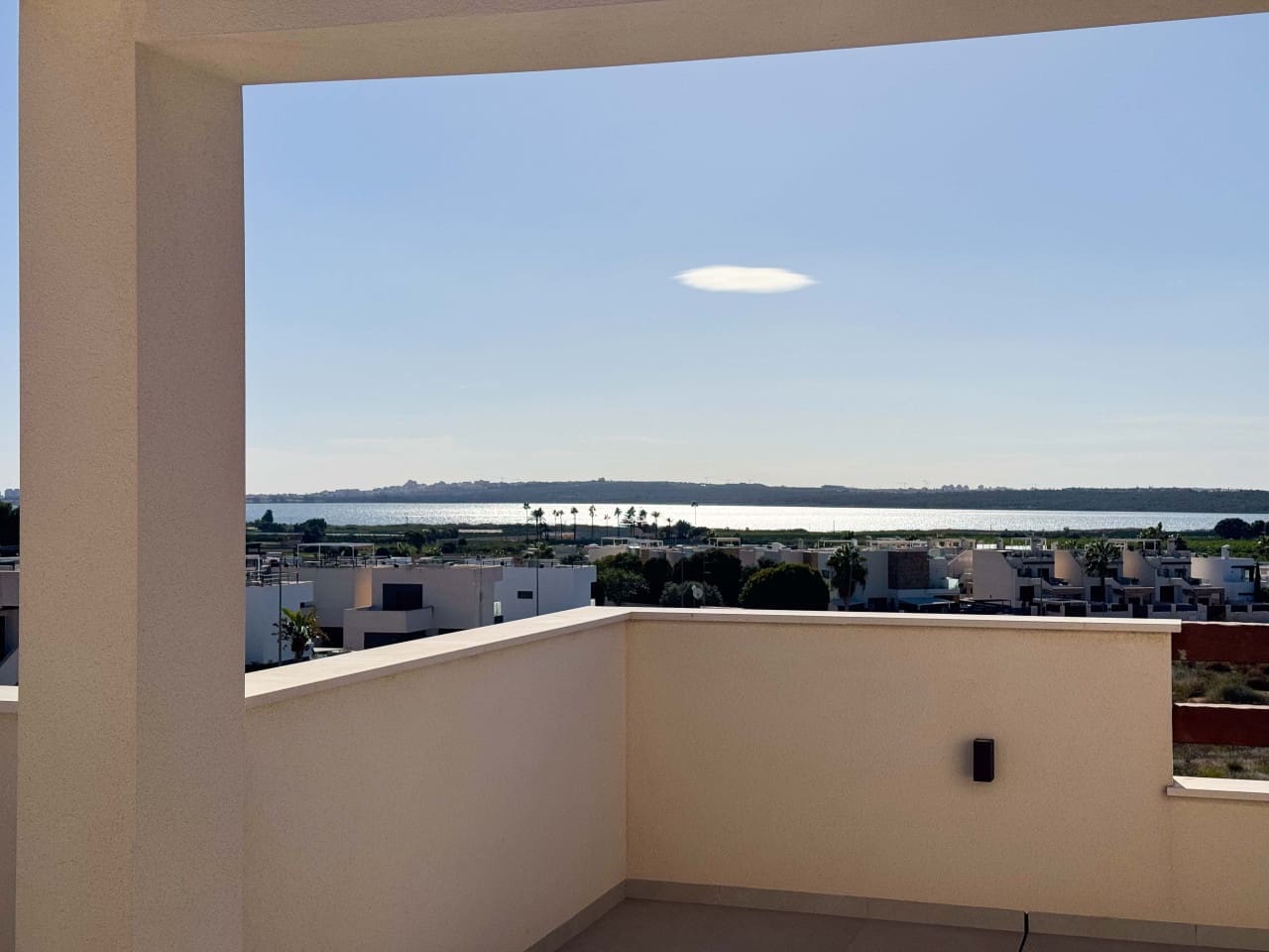 Chalet de 3 habitaciones en Ciudad Quesada en venta con piscina - 690.000 € (Ref: 9398764)