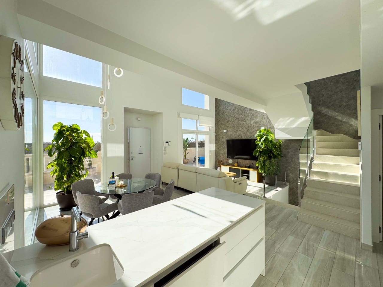 Chalet de 3 habitaciones en Ciudad Quesada en venta con piscina - 690.000 € (Ref: 9398764)