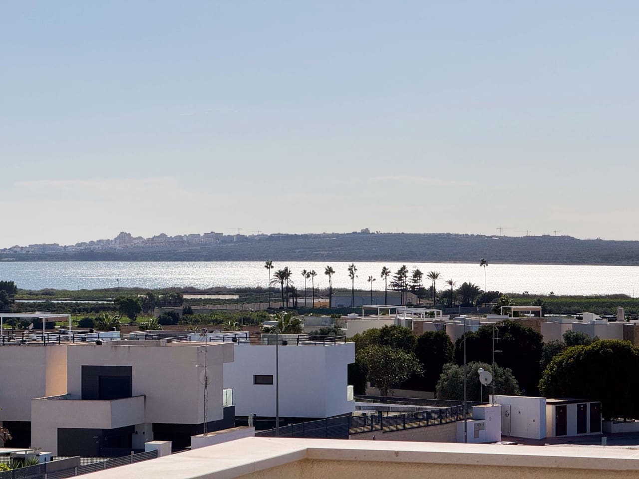 Chalet de 3 habitaciones en Ciudad Quesada en venta con piscina - 690.000 € (Ref: 9398764)