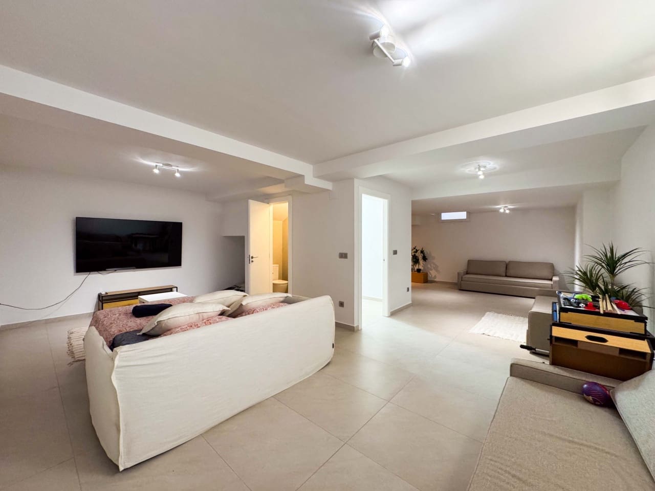 Chalet de 3 habitaciones en Ciudad Quesada en venta con piscina - 690.000 € (Ref: 9398764)