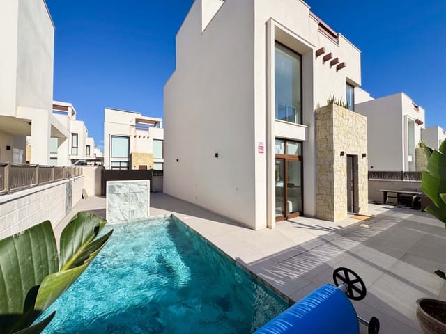 Chalet de 3 habitaciones en Ciudad Quesada, Rojales en venta con piscina - 690.000 € (Ref: 9398764)