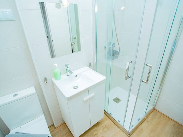 1 slaapkamer Appartement te koop in Gaspar Perelló, Torrevieja met zwembad - € 140.000 (Ref: 9420474)