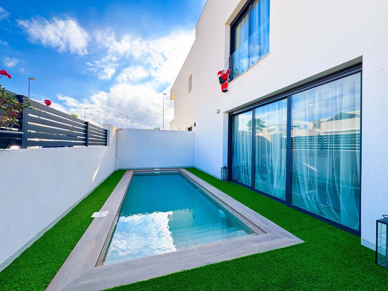 2 Zimmer Haus zu verkaufen in Benijofar mit Pool - 315.000 € (Ref: 9424129)