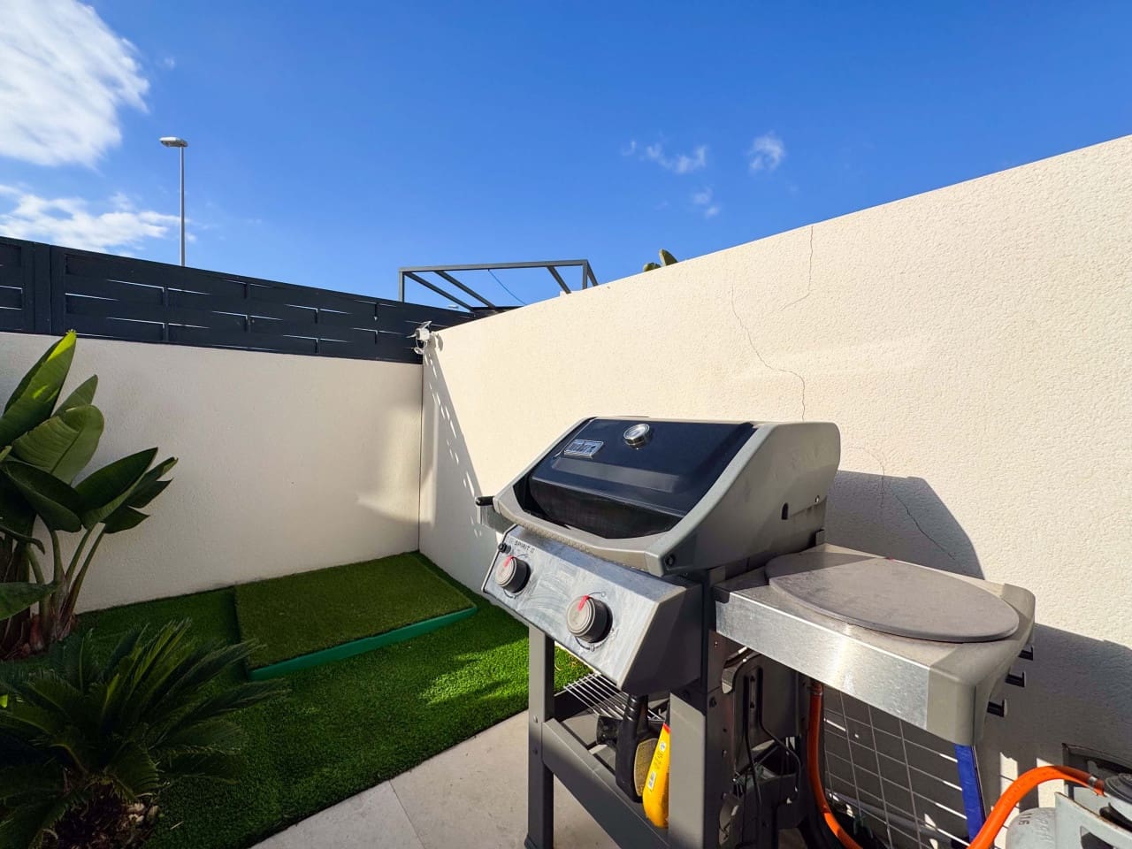 2 Zimmer Haus zu verkaufen in Benijofar mit Pool - 315.000 € (Ref: 9424129)