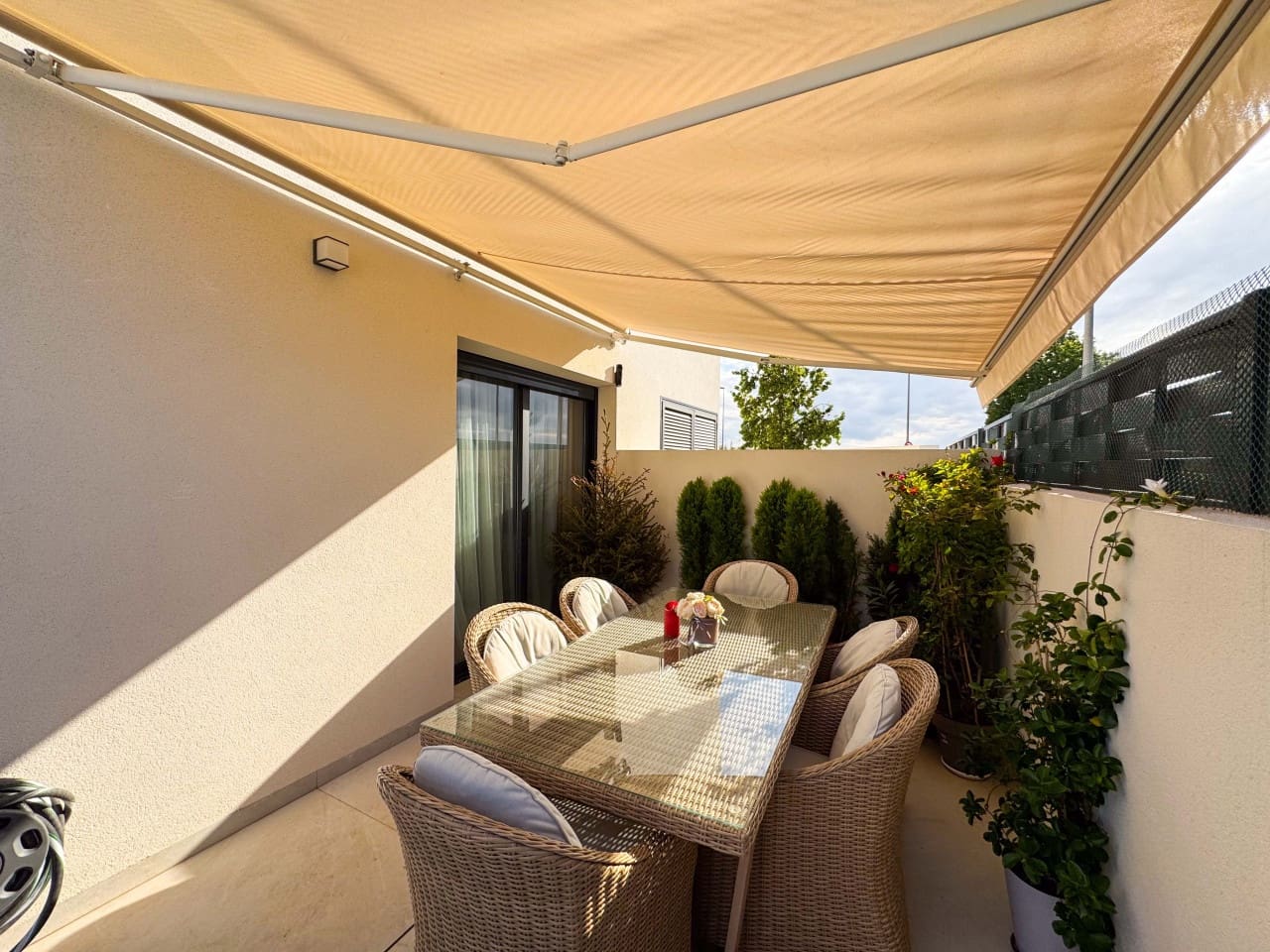 2 Zimmer Haus zu verkaufen in Benijofar mit Pool - 315.000 € (Ref: 9424129)