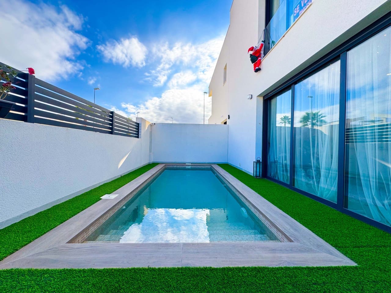 2 Zimmer Haus zu verkaufen in Benijofar mit Pool - 315.000 € (Ref: 9424129)